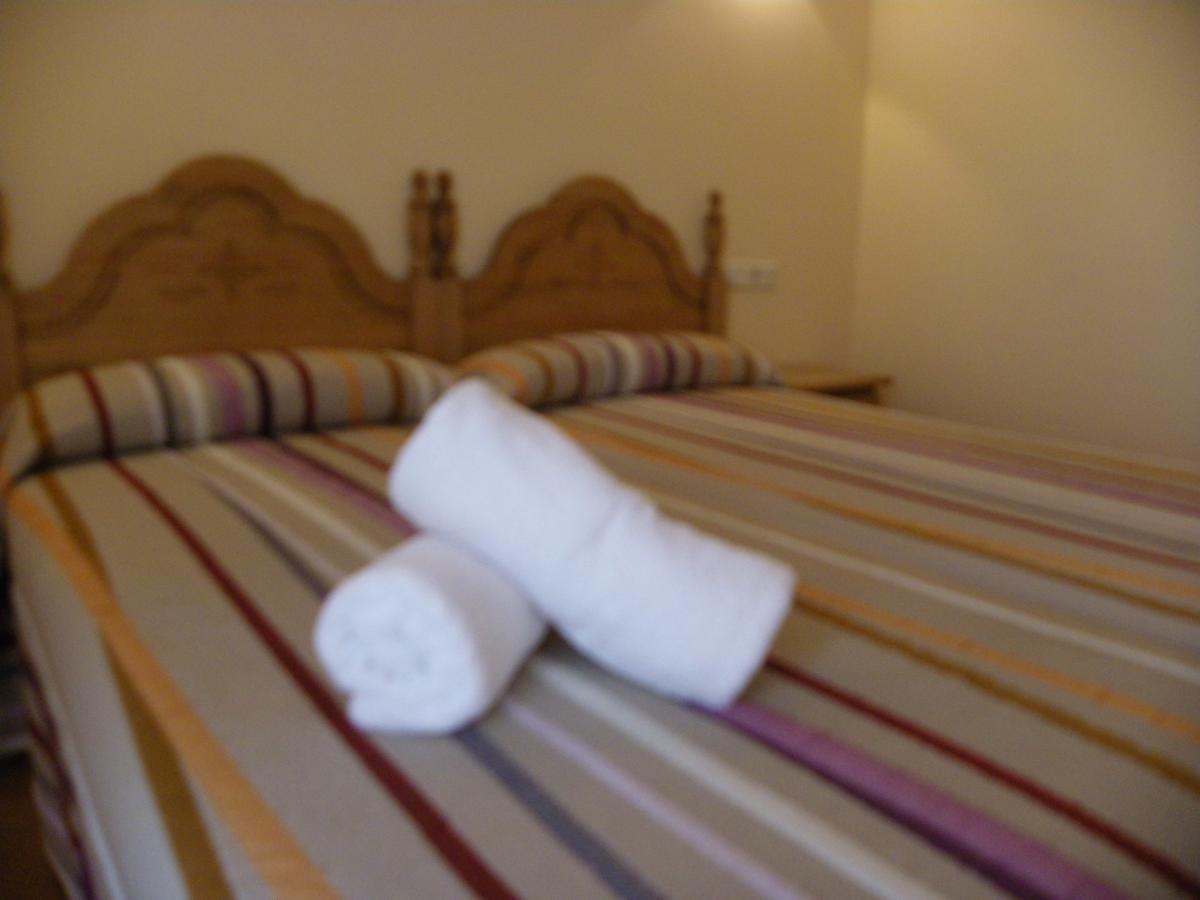 Hostal La Vega Peralejos Exteriör bild