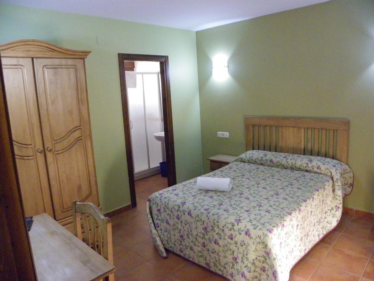 Hostal La Vega Peralejos Exteriör bild